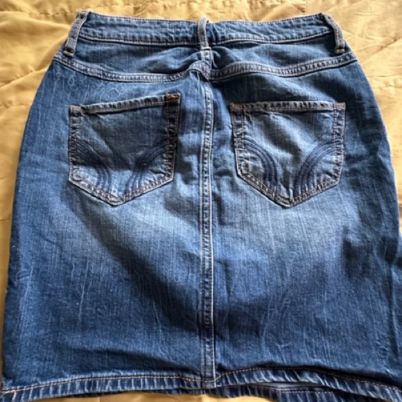 Hollister Distressed Denim Mini Skirt 25 W - Picture 3 of 6